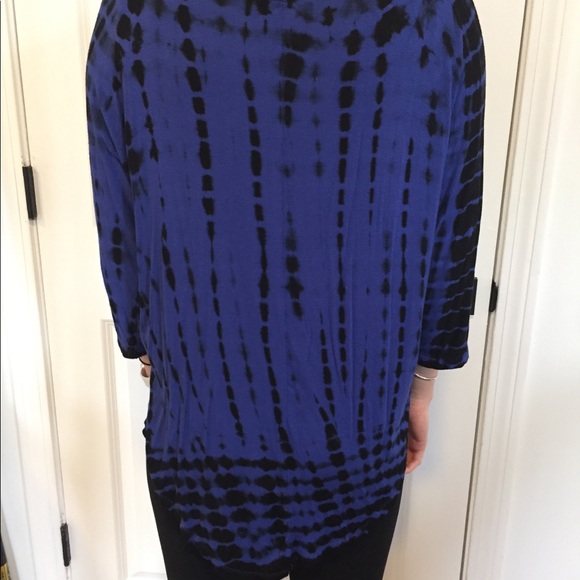 Tie dye shirt! It’s back in style :) ✌🏻 - Picture 3 of 3